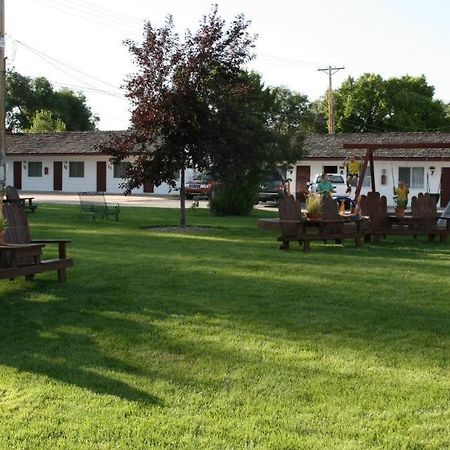 Covered Wagon Motel Lusk Wy Exterior foto